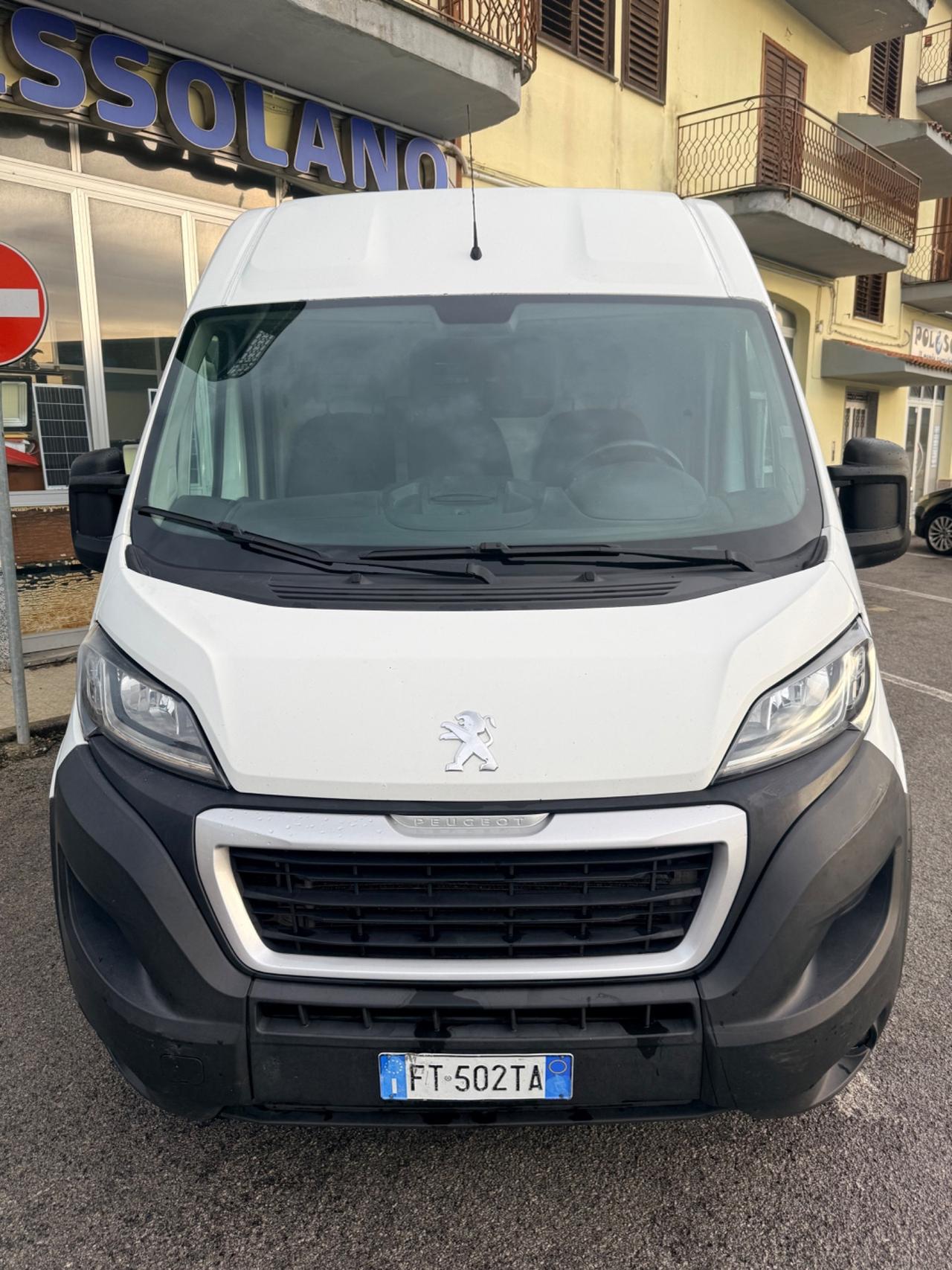 Peugeot boxer