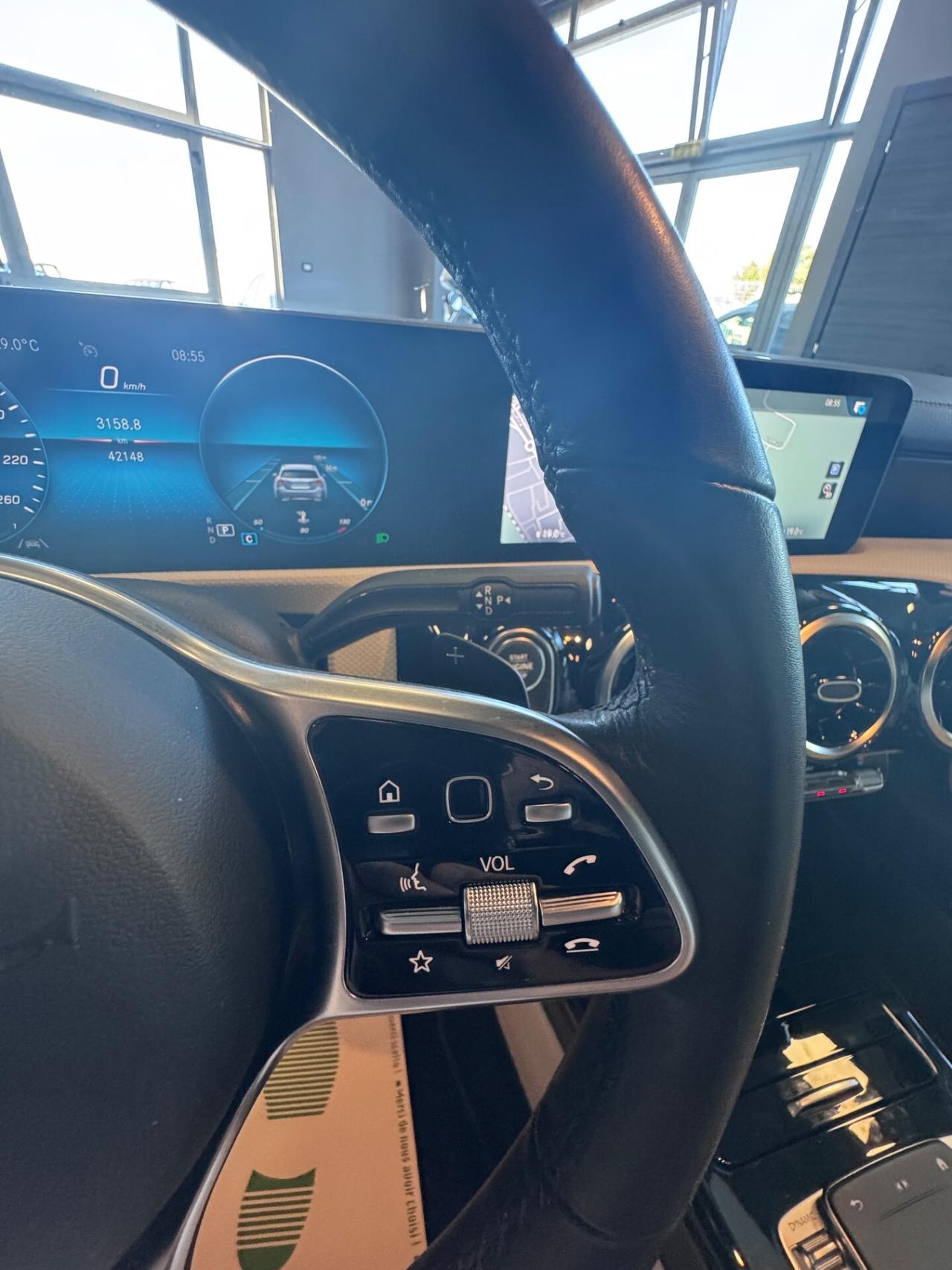 MERCEDES CLA 180CDI KM 42.000 SEDAN AT8 TETTO SPORT