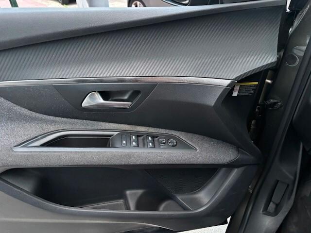 Peugeot 3008 Hdi Aut. Finanziabile Garanzia