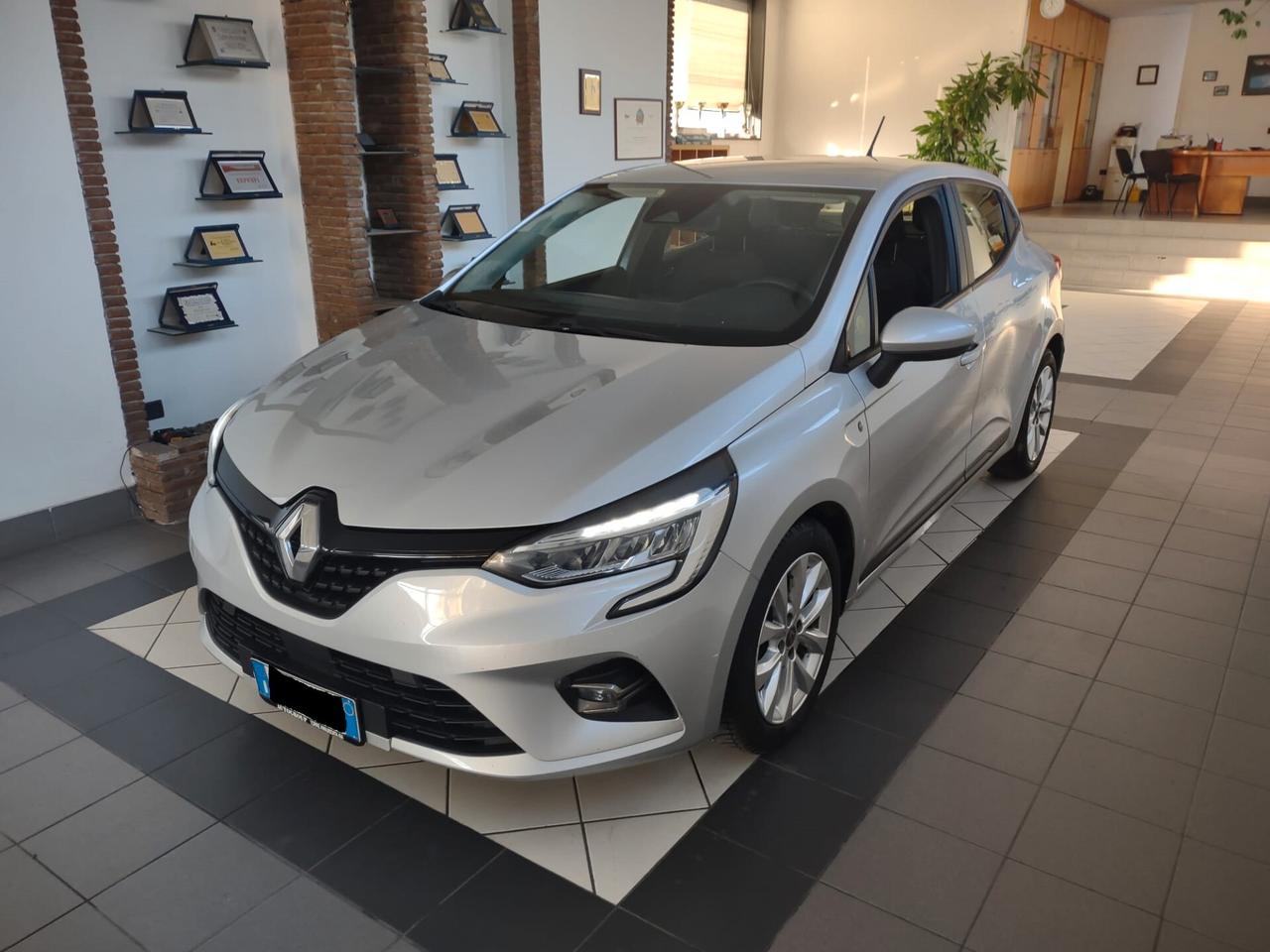 Renault Clio TCe 12V 100 CV 5 porte Business