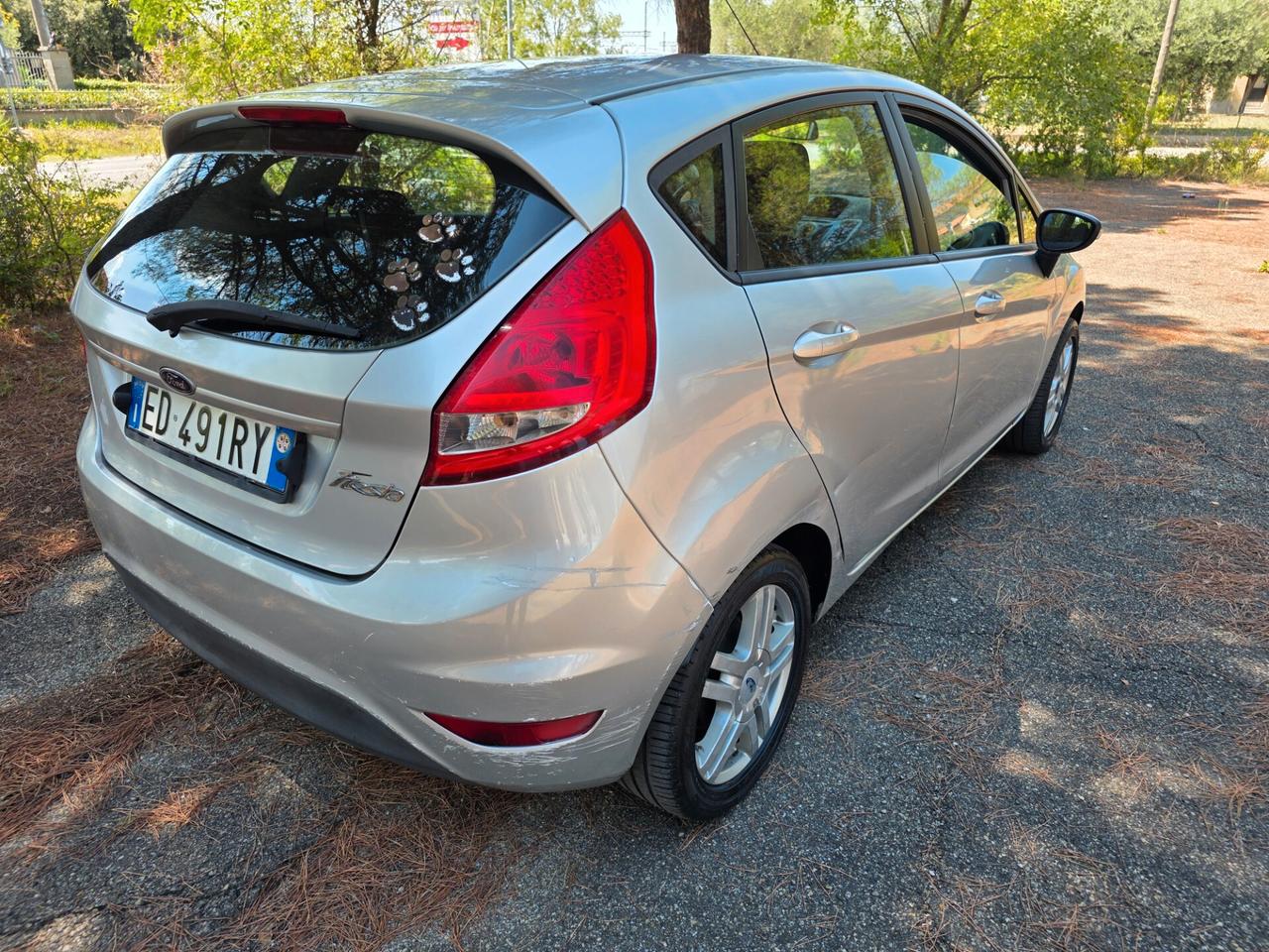 Ford Fiesta 1.4 5 porte Bz.- GPL Titanium
