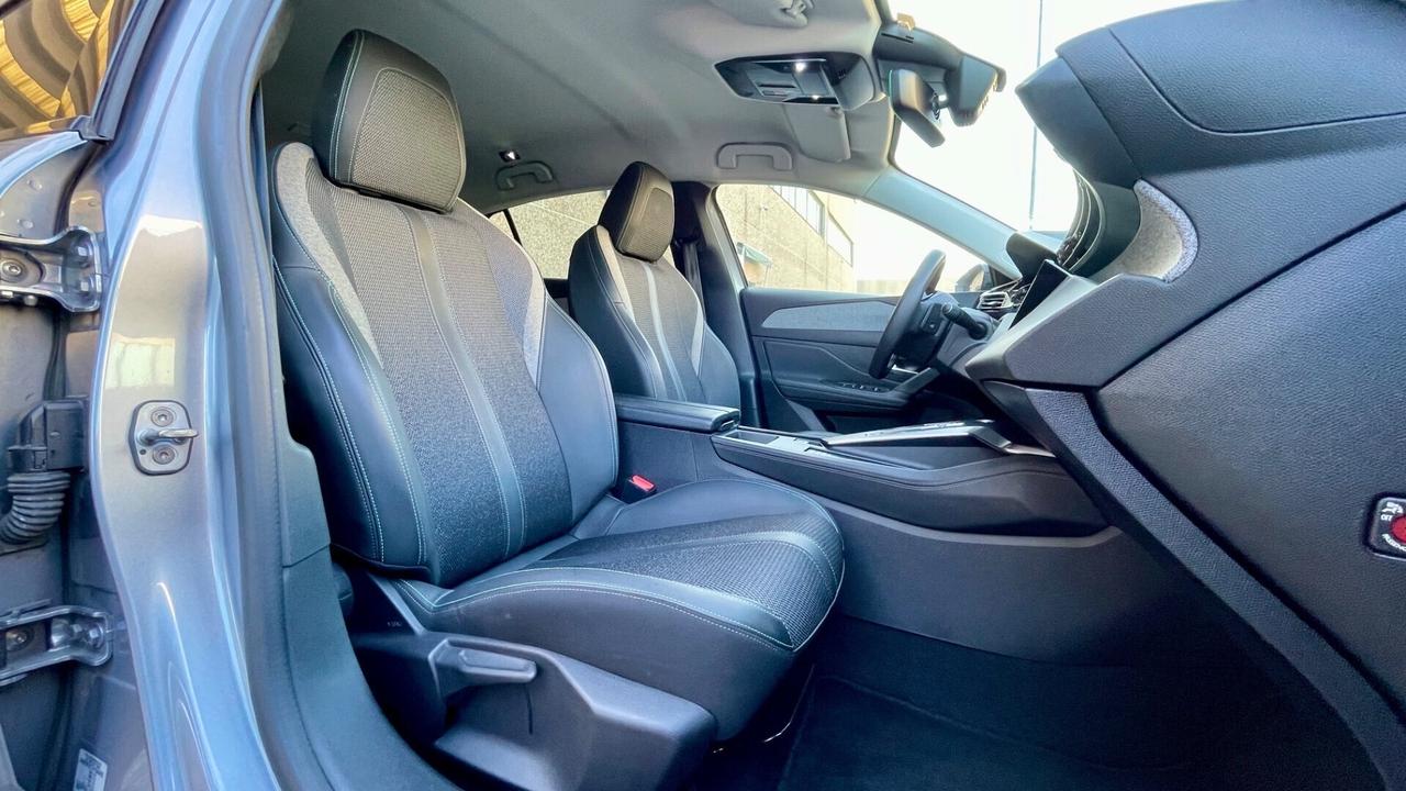 PEUGEOT 308 1.5 BLUEHDI ALLURE PACK 131CV - FULLE LED, VIRTUAL COCKPIT, NEOPATENTATI