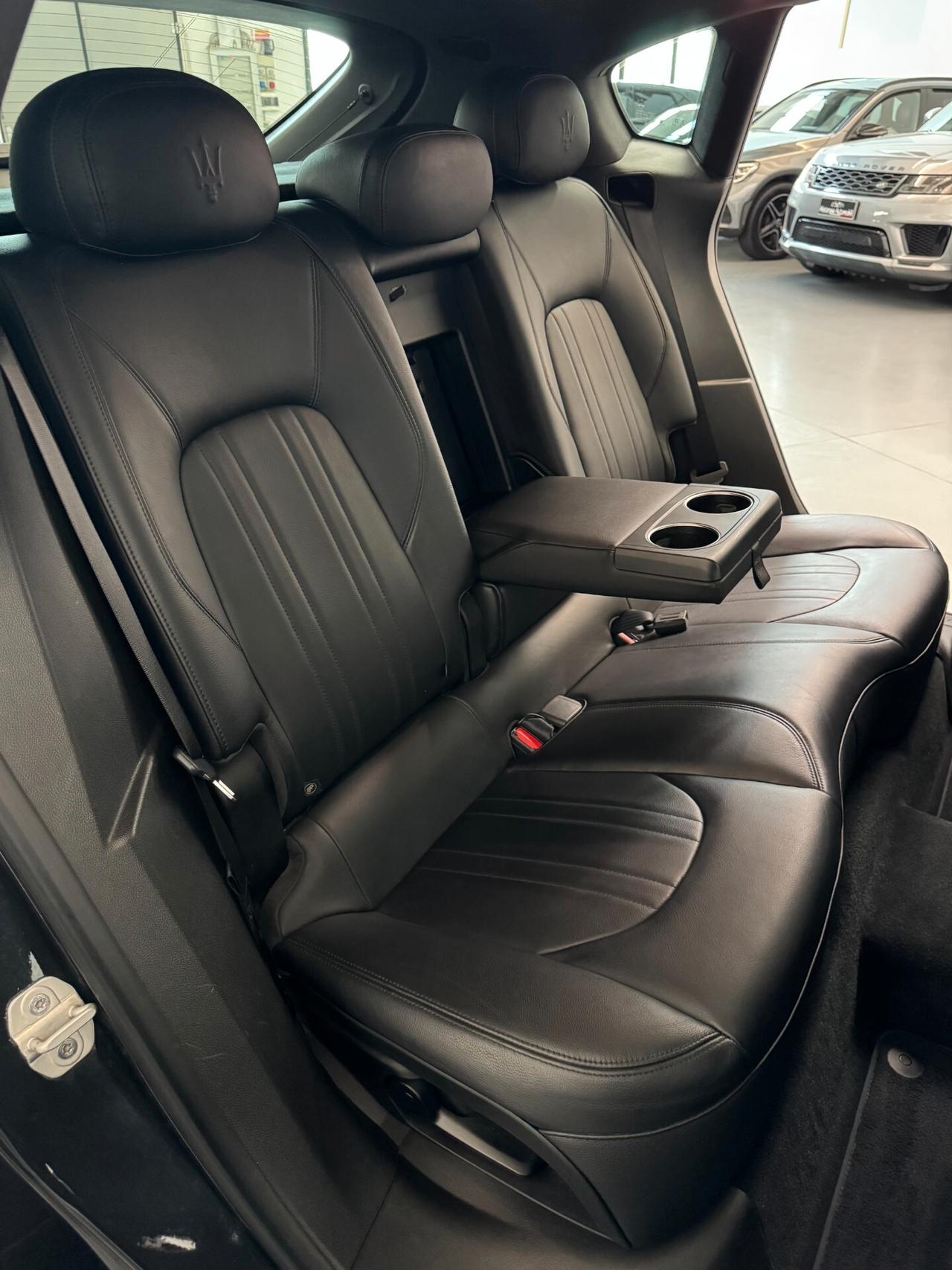 Maserati Levante Q4 V6 3.0cc 250cv Tetto apribile Sospensioni Autoregolabili IVA Esposta