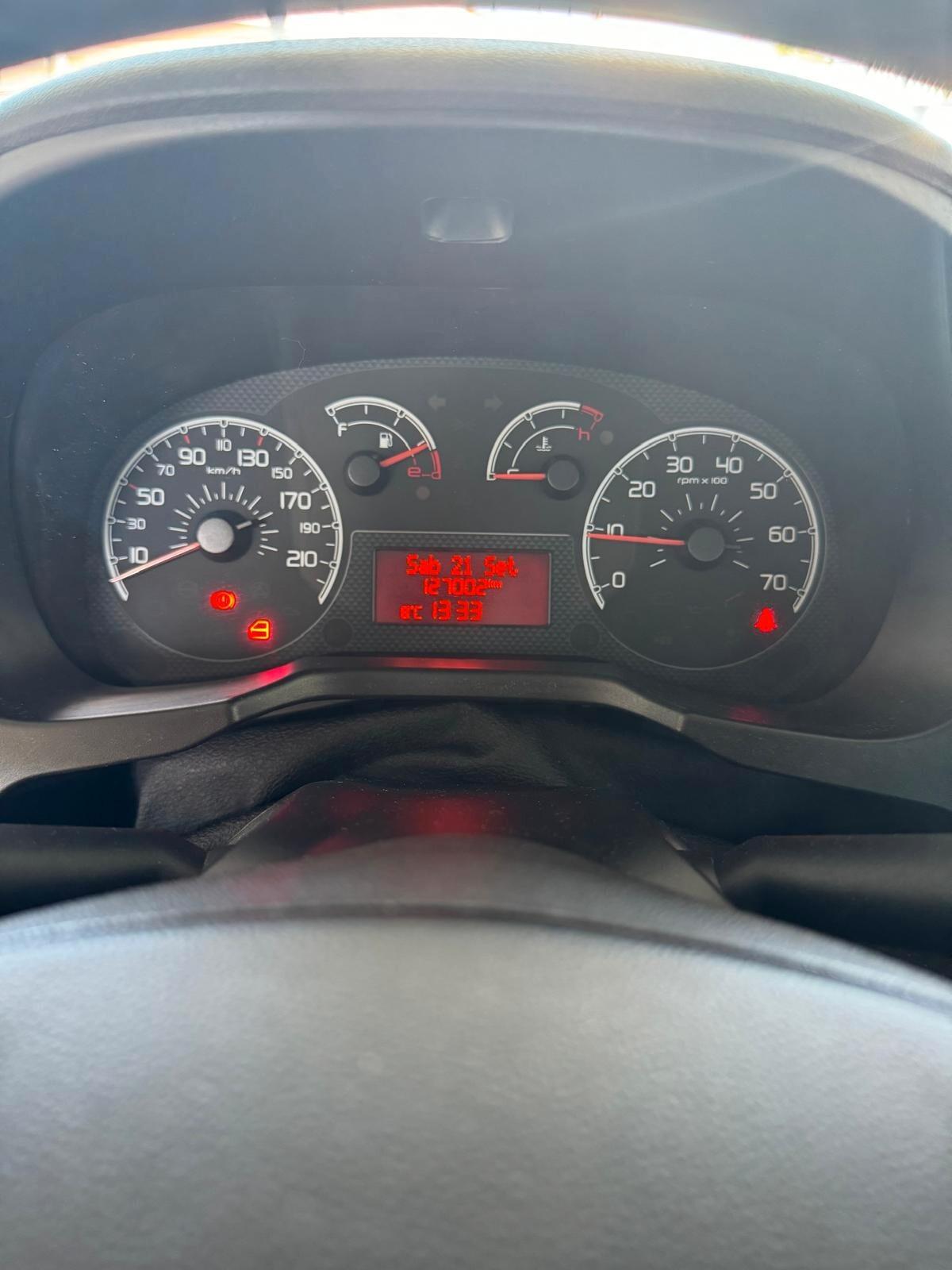 Fiat Qubo 1.3 MJT 95 CV Trekking