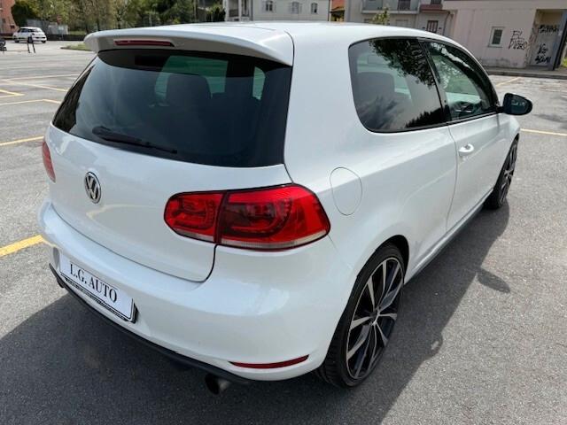 Volkswagen Golf GTI Golf 2.0 TSI 3p. GTI