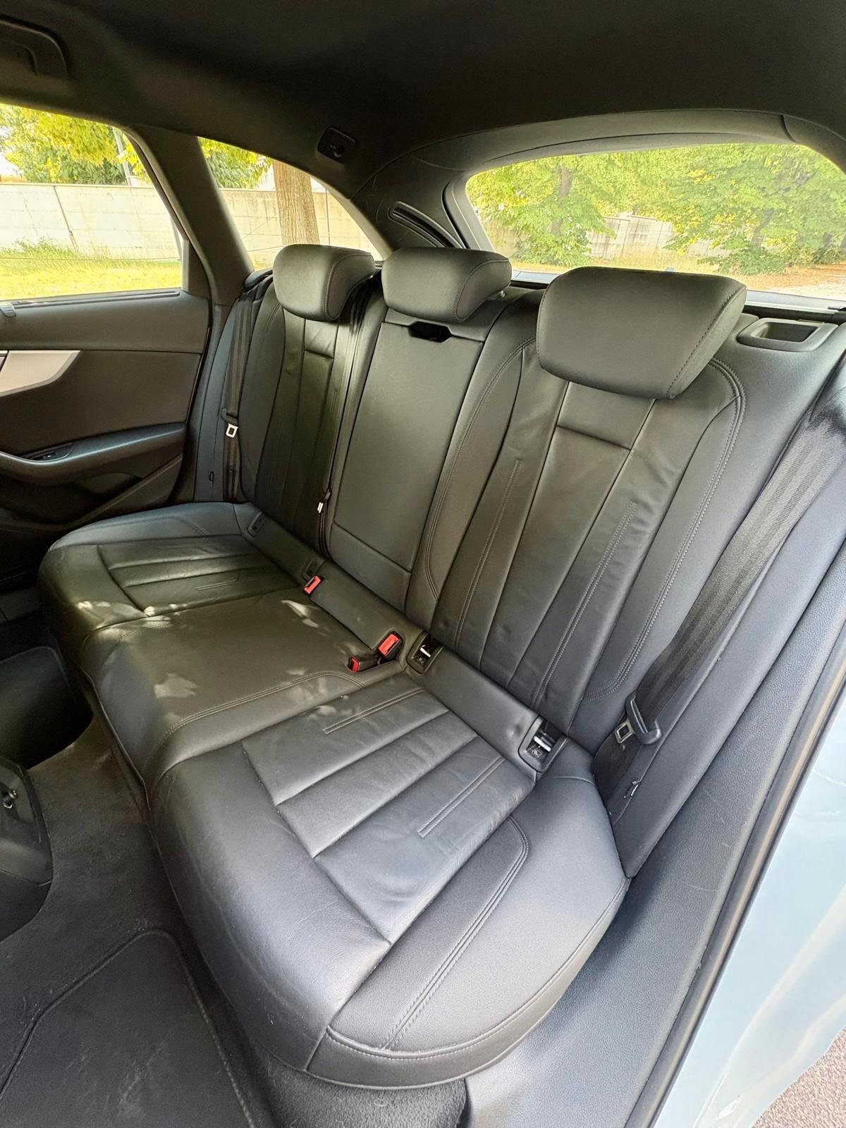 Audi A4 Avant 35 TDI/163 CV S tronic Business Advanced