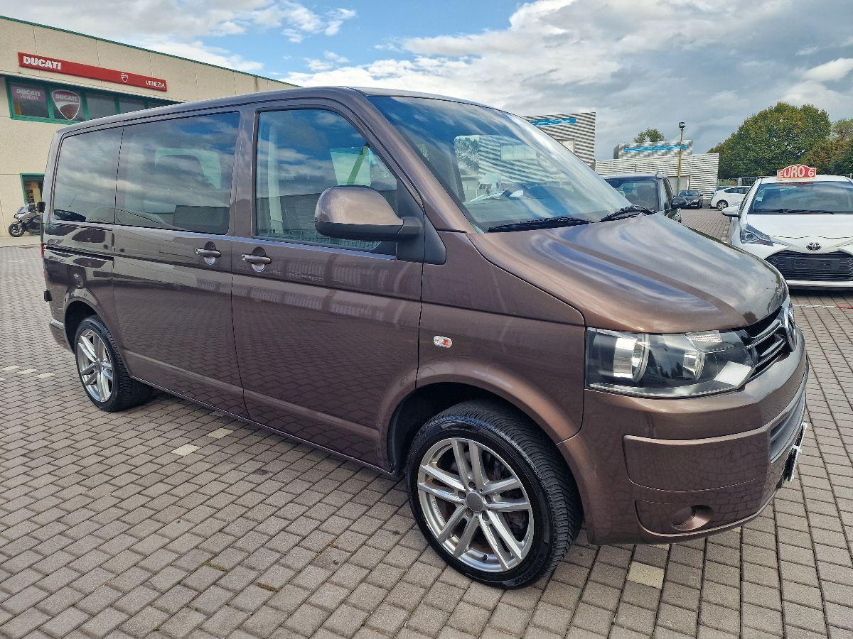 VOLKSWAGEN - Caravelle T5 4MOTION 8 POSTI
