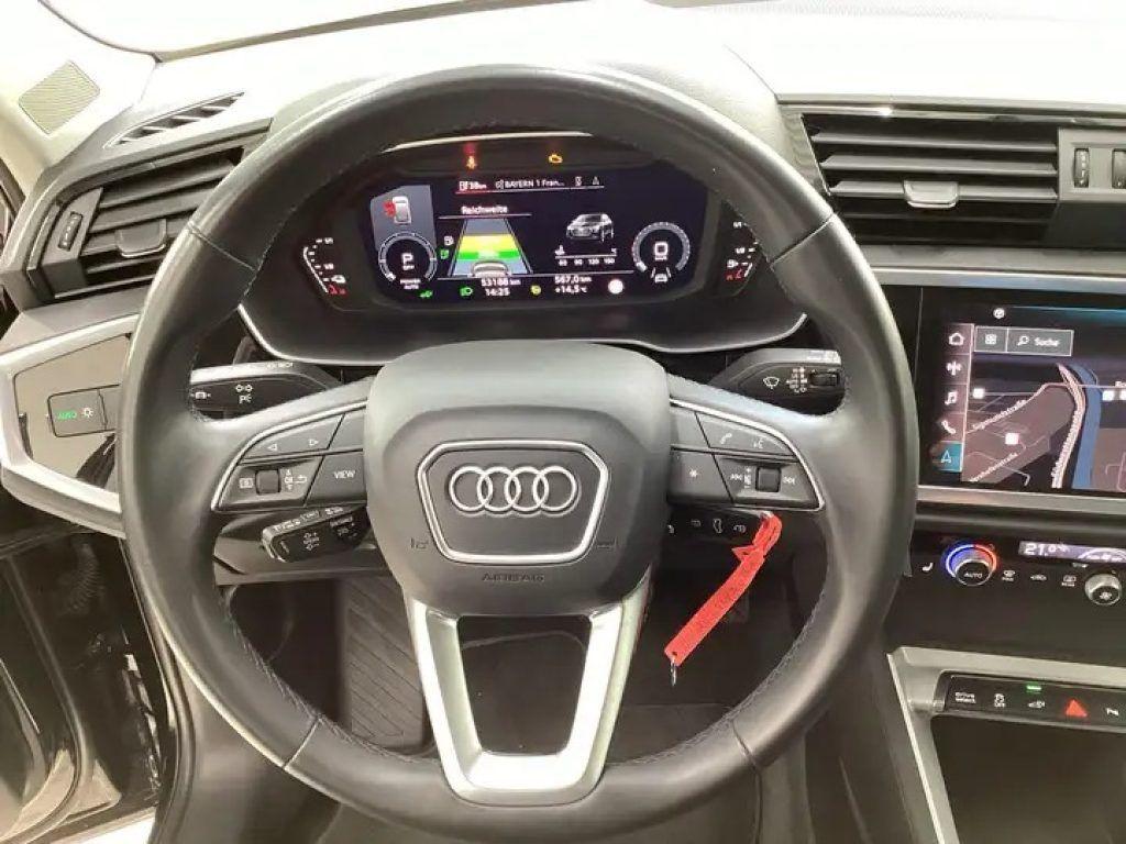 Audi Q3 SPB 35 TFSI S line edition