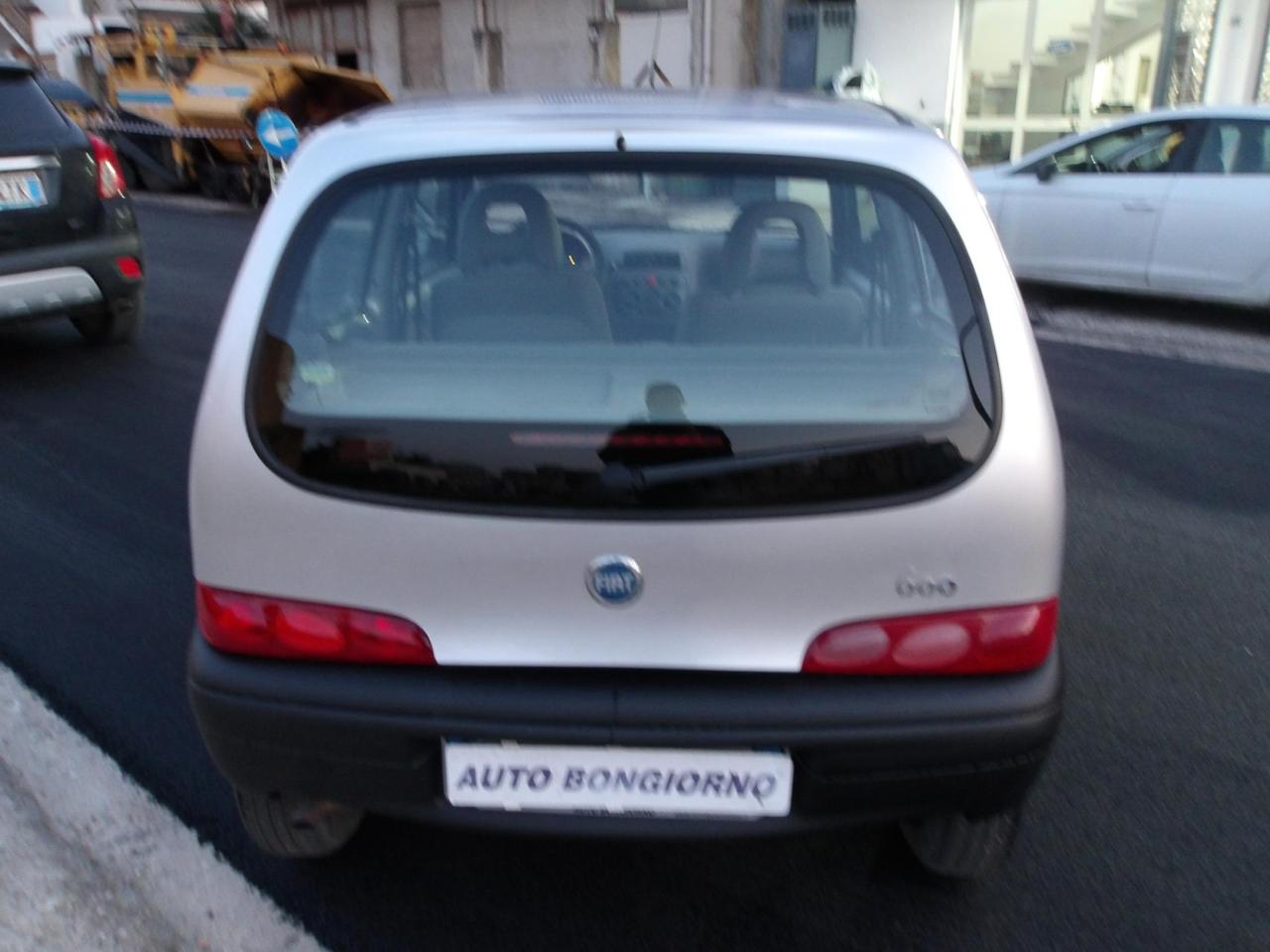 Fiat 600 1.1 Active (class)