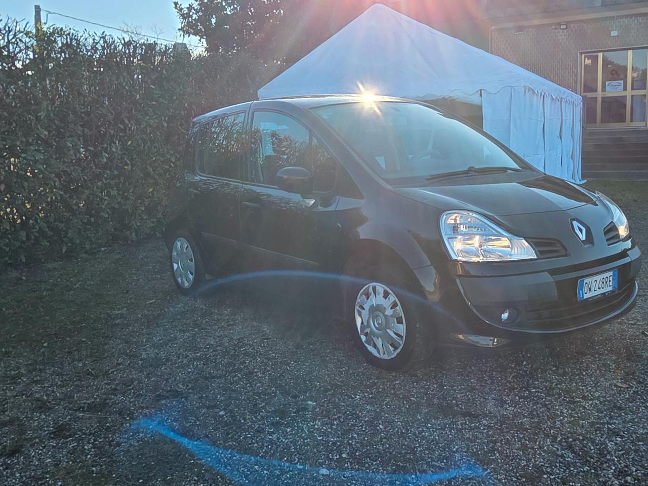 Renault Modus 1.5 dCi 85CV Dynamique