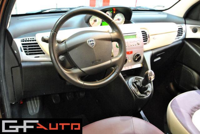 Lancia Ypsilon Ypsilon II 2007 1.3 mjt 16v MomoDesign (sport) dpf