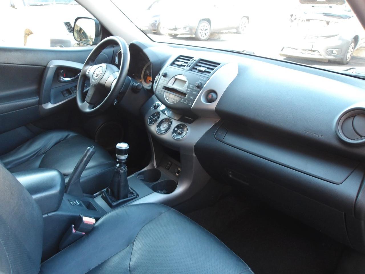 Toyota RAV4 5 Porte RAV4 2.2 d-4d Luxury 177cv