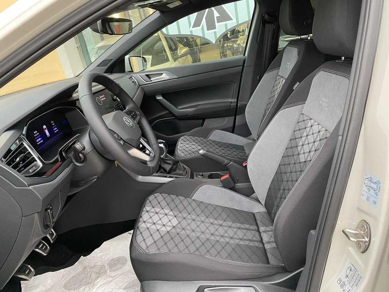 Volkswagen Polo 1.0 TSI R-Line