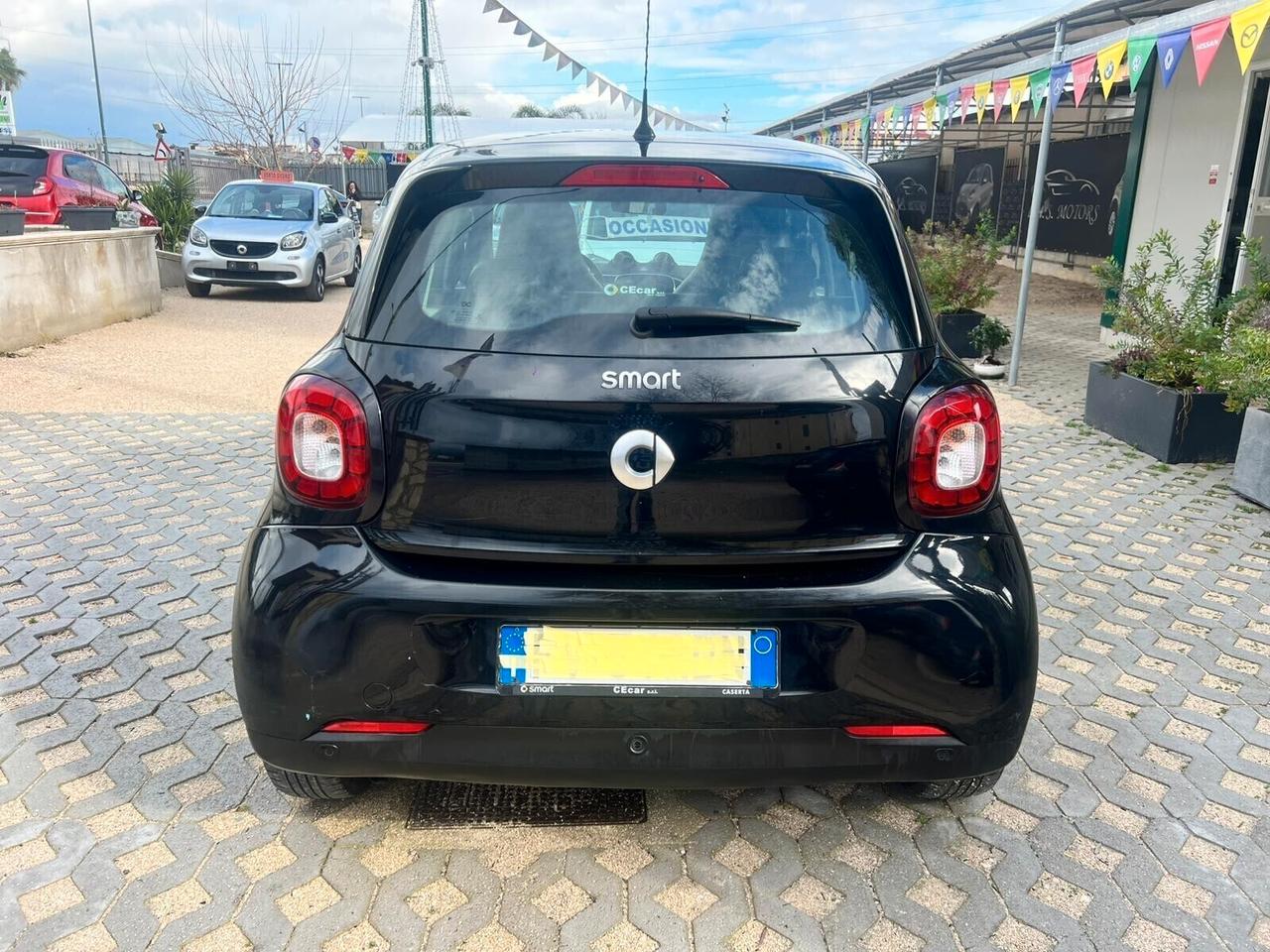 Smart ForFour 70 1.0 Youngster