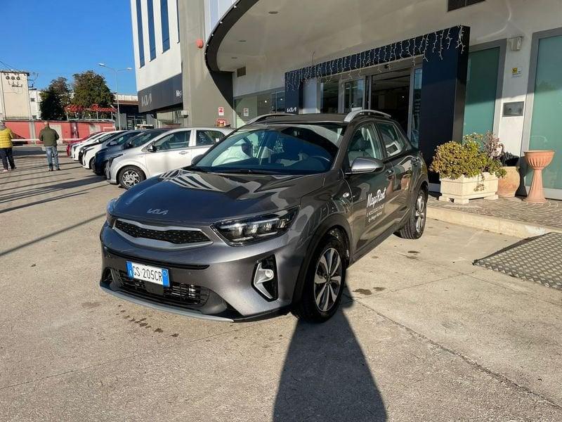 KIA Stonic 1.0 T-GDi 100 CV MHEV MT Urban + TDN pack IVA ESPOSTA