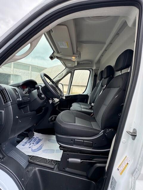 Fiat Ducato Ram ProMaster 1500 118in.
