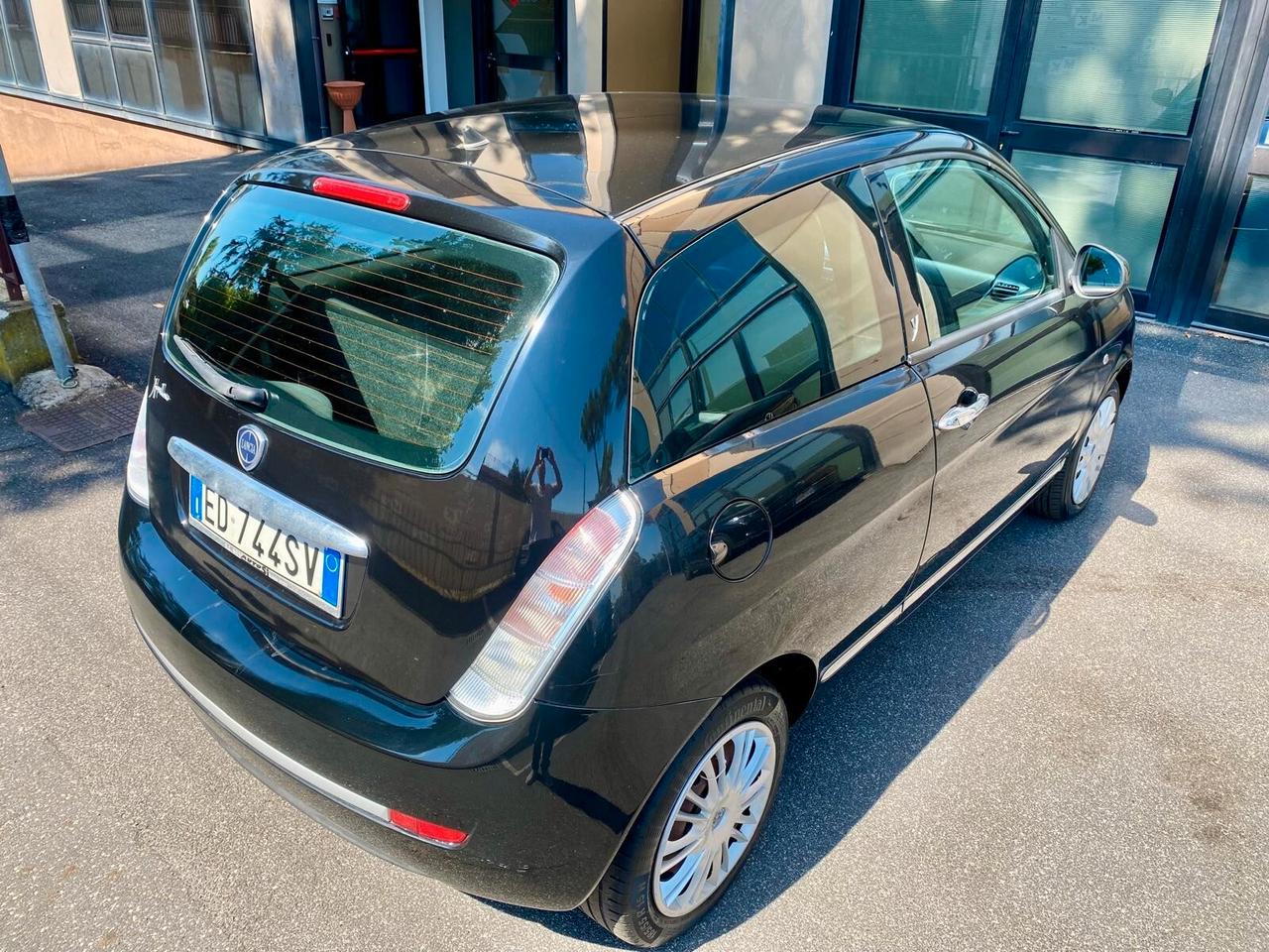 Lancia Ypsilon 1.3 MJT 75 CV Platinum GARANZIA