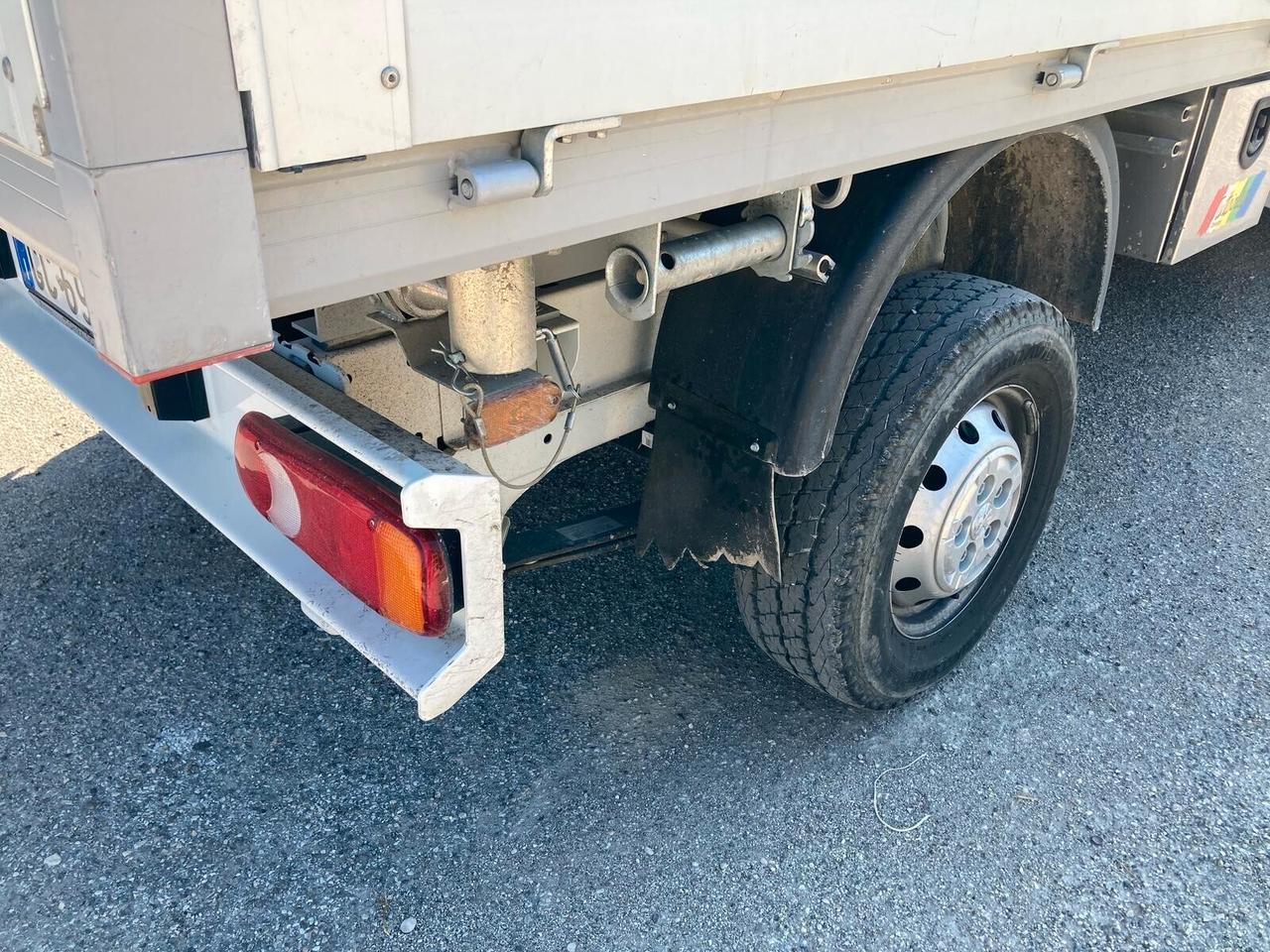 Peugeot Boxer 335 2.2 BlueHDi 140 PM Cassonato Ribaltabile Trilaterale