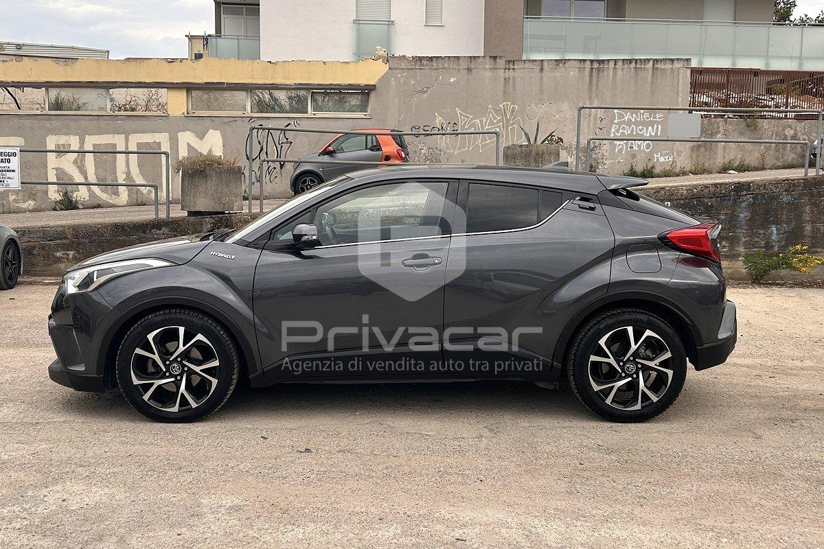 TOYOTA C-HR 1.8 Hybrid E-CVT Trend