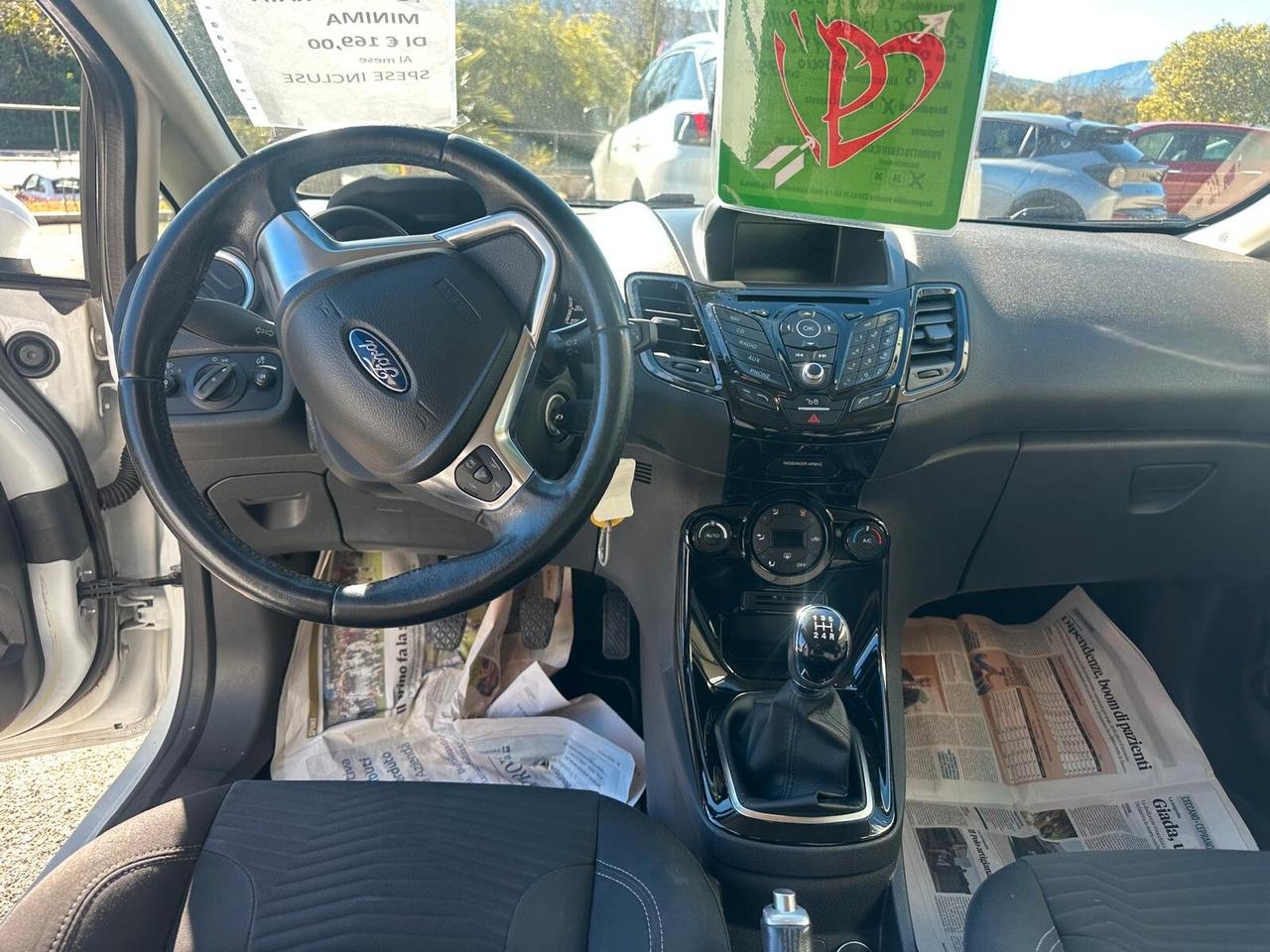 Ford Fiesta 1.5 TDCi 75CV 5 porte Black & White Edition NEOPATENTATI