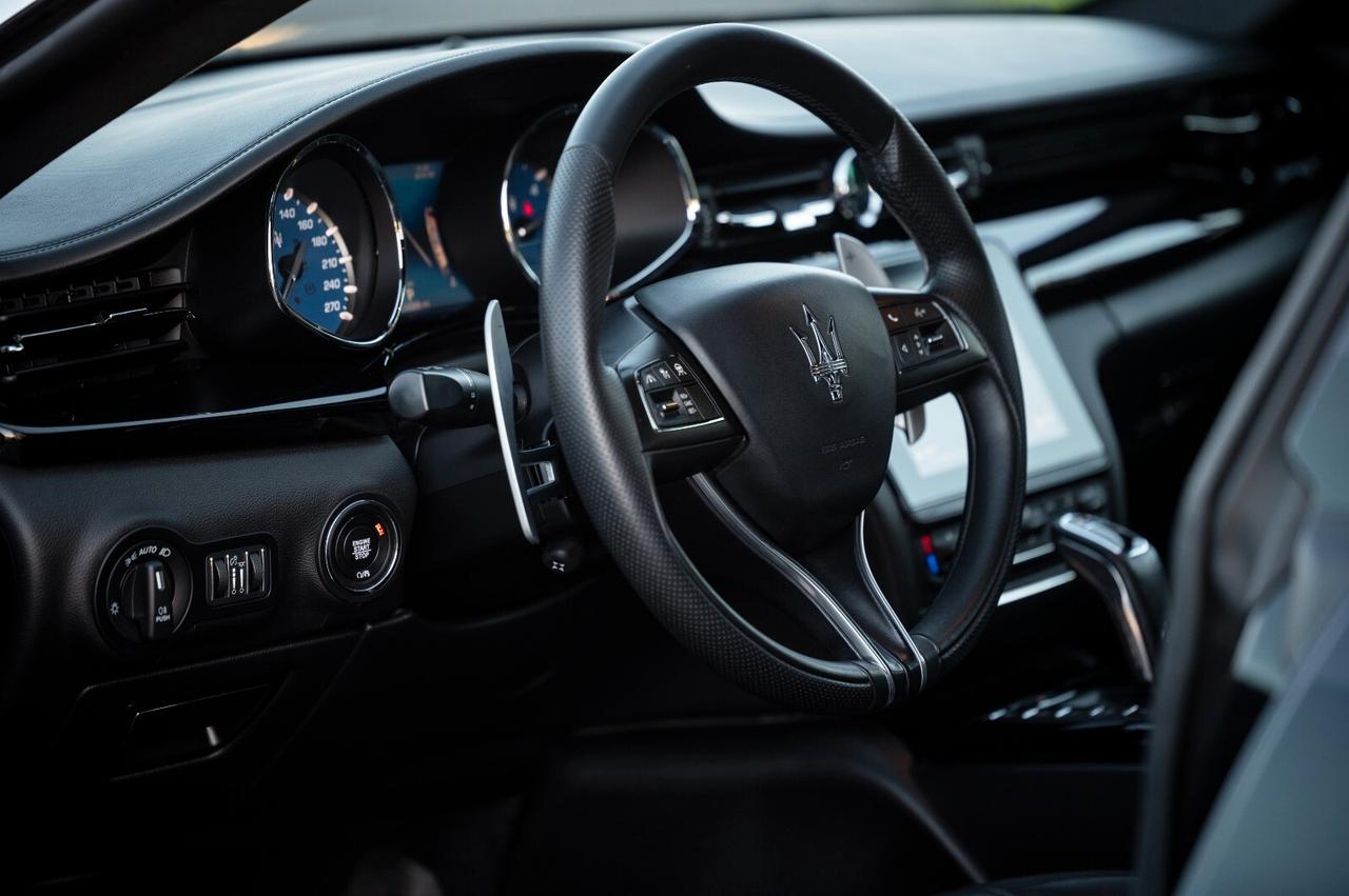 MASERATI QUATTROPORTE NOLO