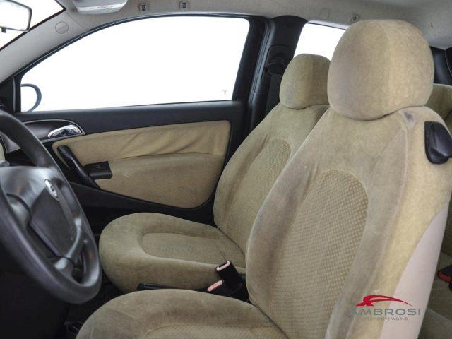 LANCIA Ypsilon 1.2 - PER OPERATORI DEL SETTORE