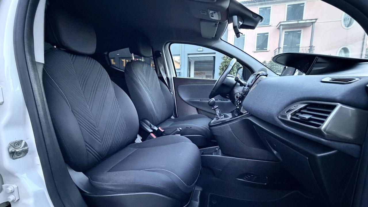 LANCIA 1.0 FIREFLY HYBRID 5P 69CV - CARPLAY, NEOPATENTATI