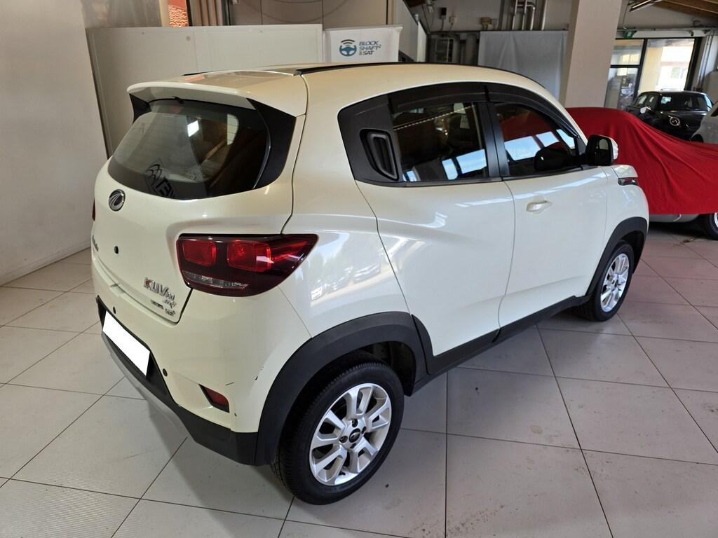 Mahindra KUV100 1.2 K6+ FWD