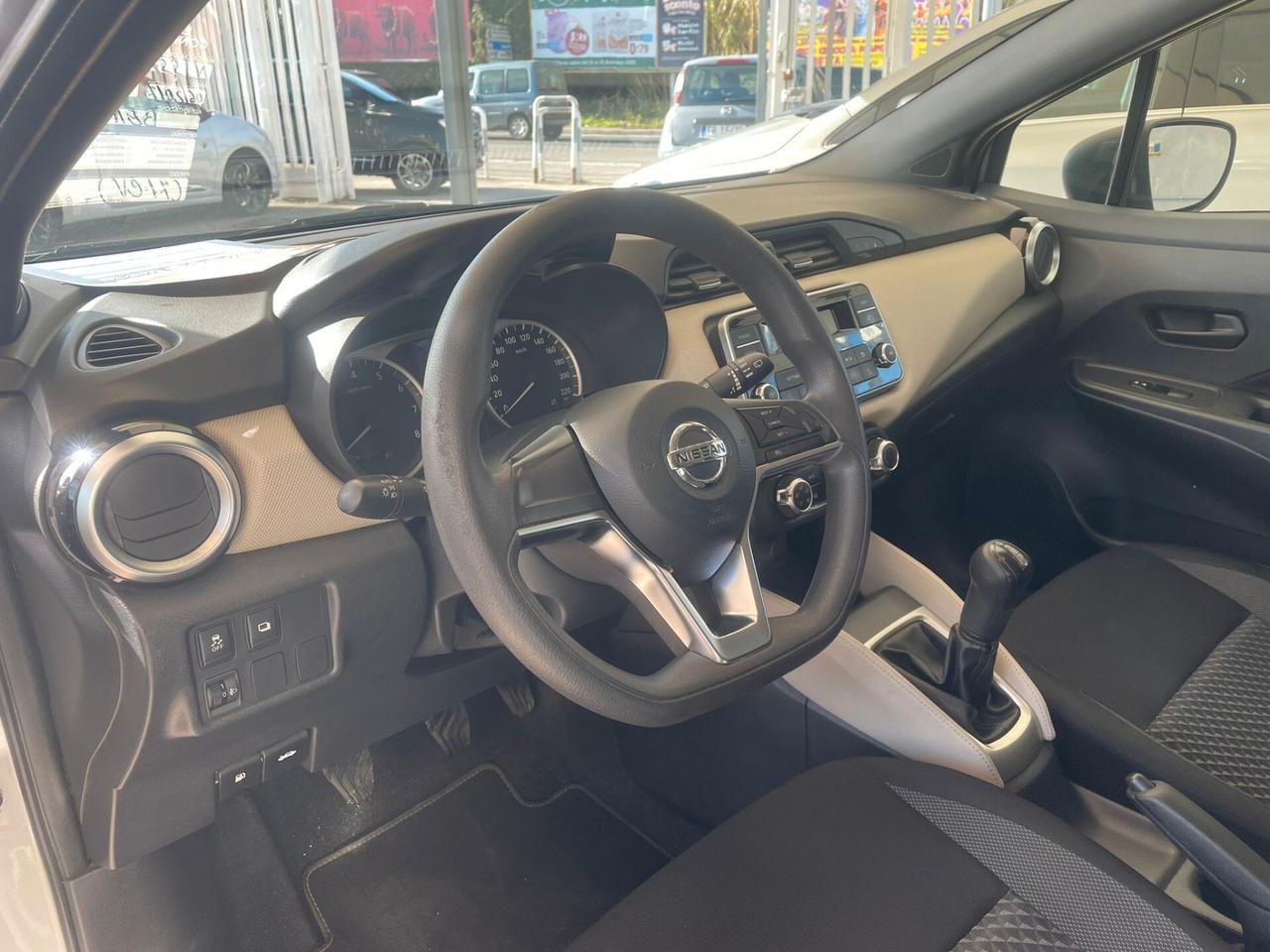 Nissan Micra 1.0L 12V 5 porte Visia