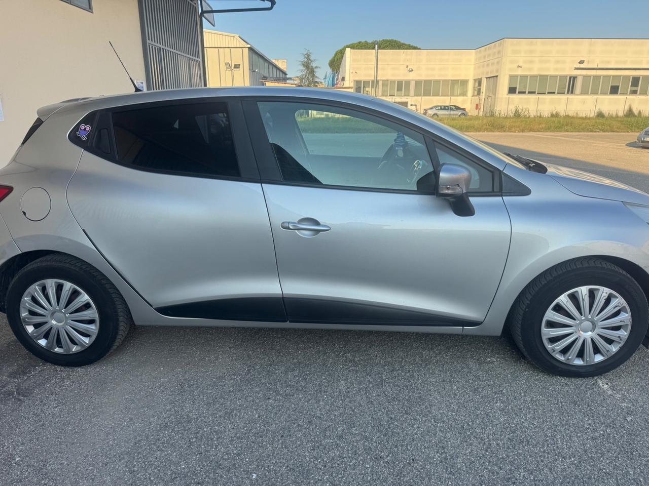 Renault Clio 1.5 dCi 8V 75CV Neopatentato