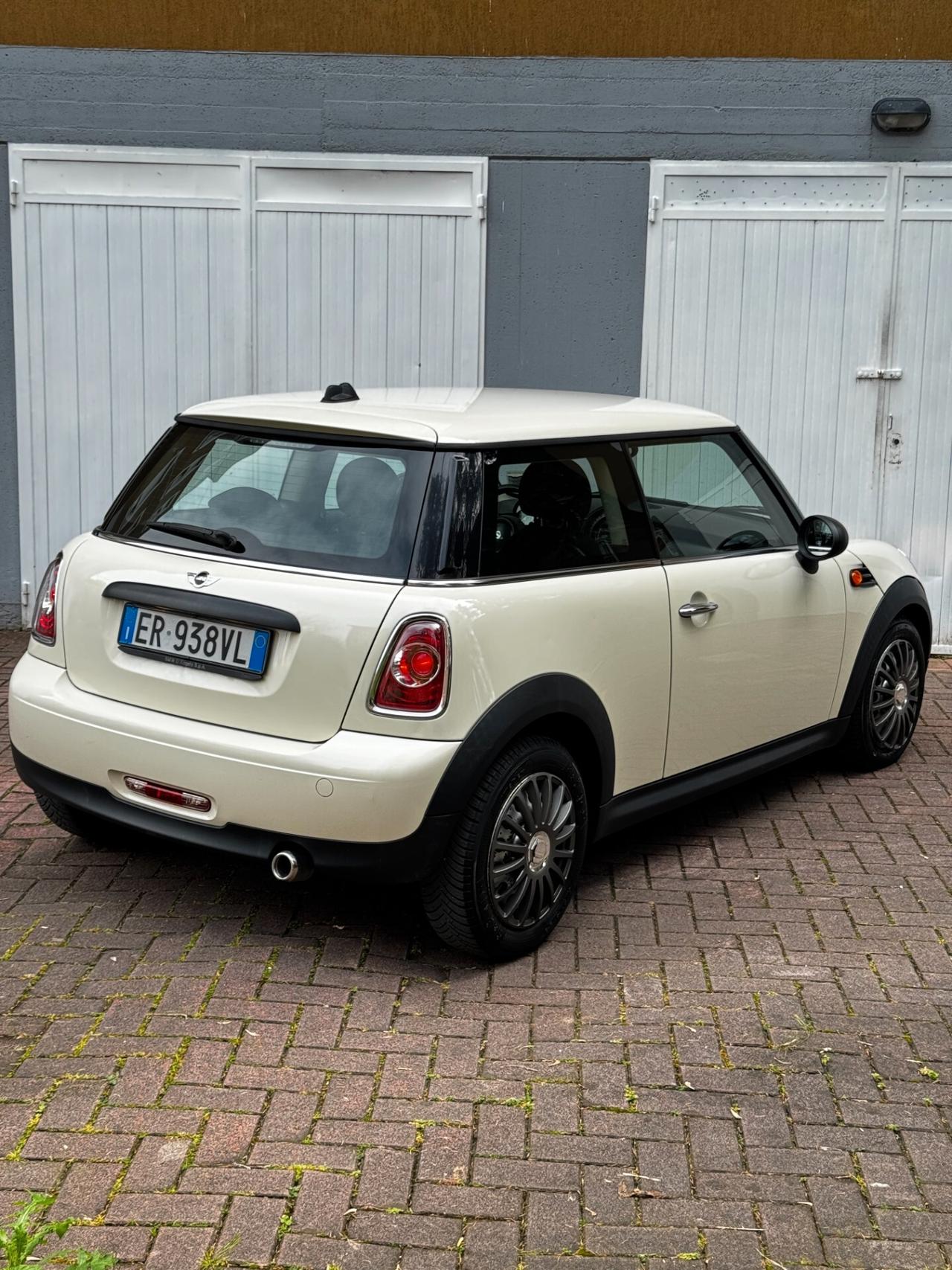 Mini 1.6 16V One D - NAVIGATORE