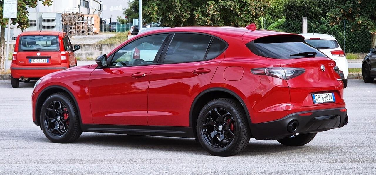 Alfa Romeo Stelvio 2.2 Turbodiesel 160 CV AT8 RWD Super