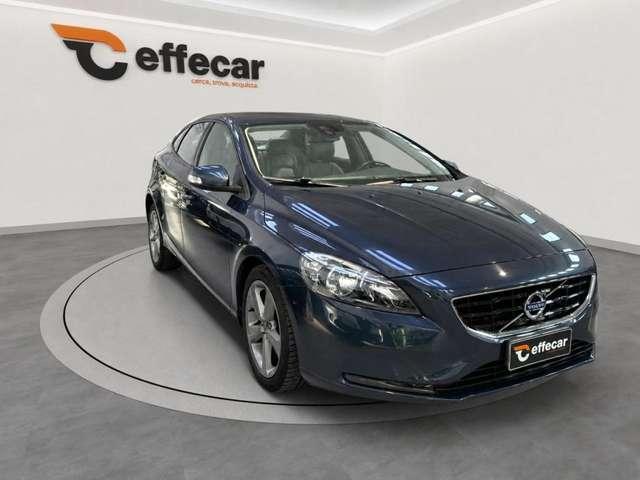 Volvo V40 D2 1.6 Powershift Summum