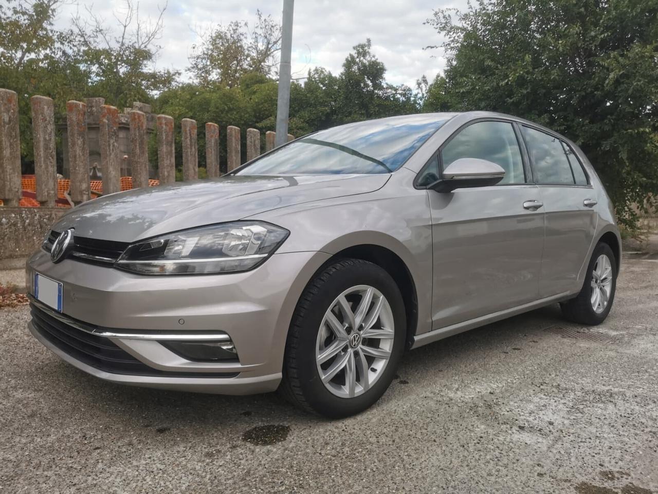 VOLKSWAGEN GOLF 7.5 1.6 TDI