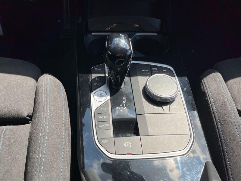 BMW Serie 1 F40 118d Msport auto