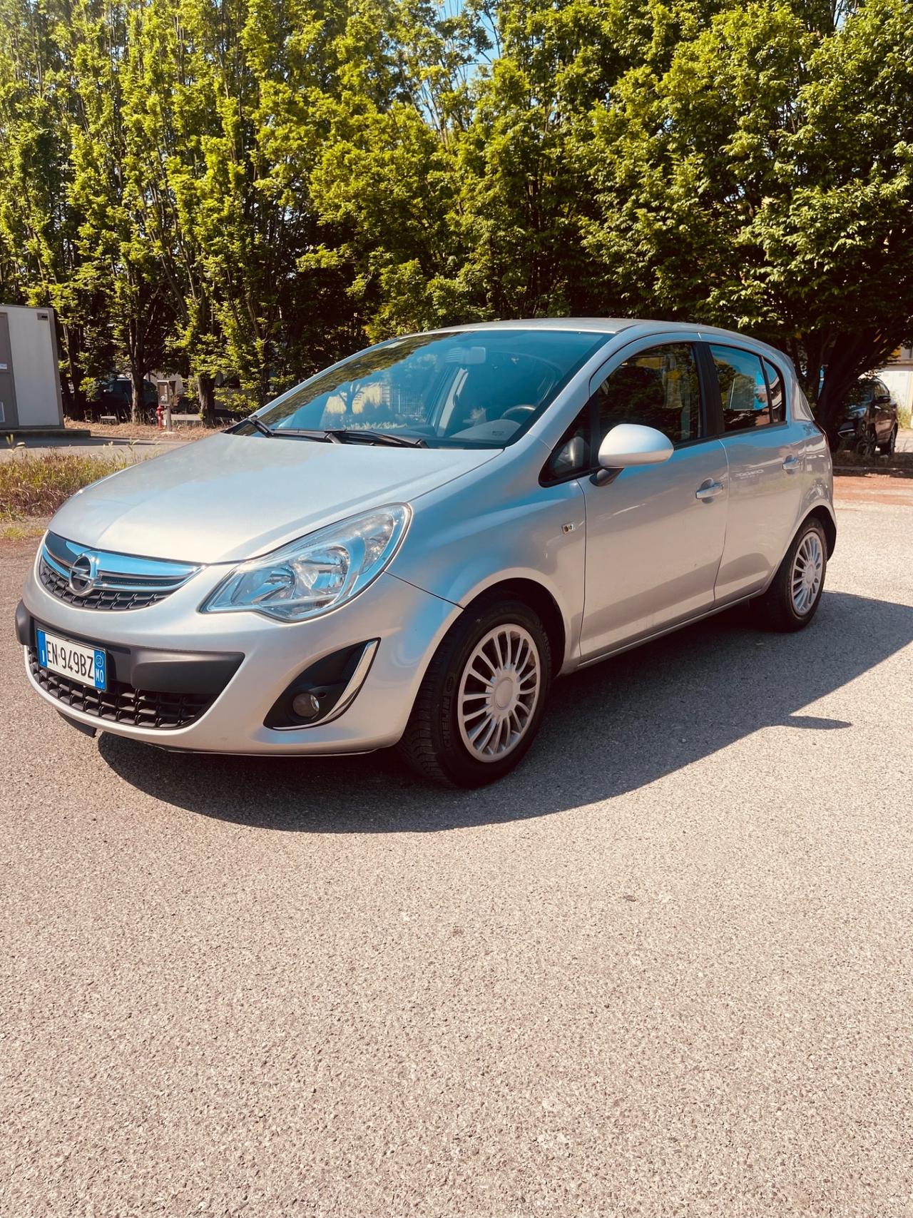 Opel Corsa 1.2 5 porte Elective