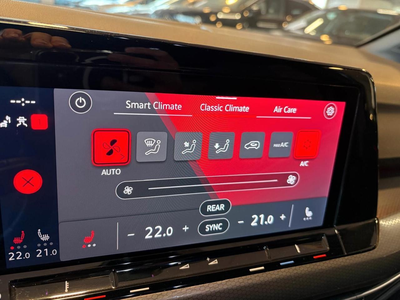 Volkswagen Golf GTI 2.0 TSI 245 CV DSG 5 porte