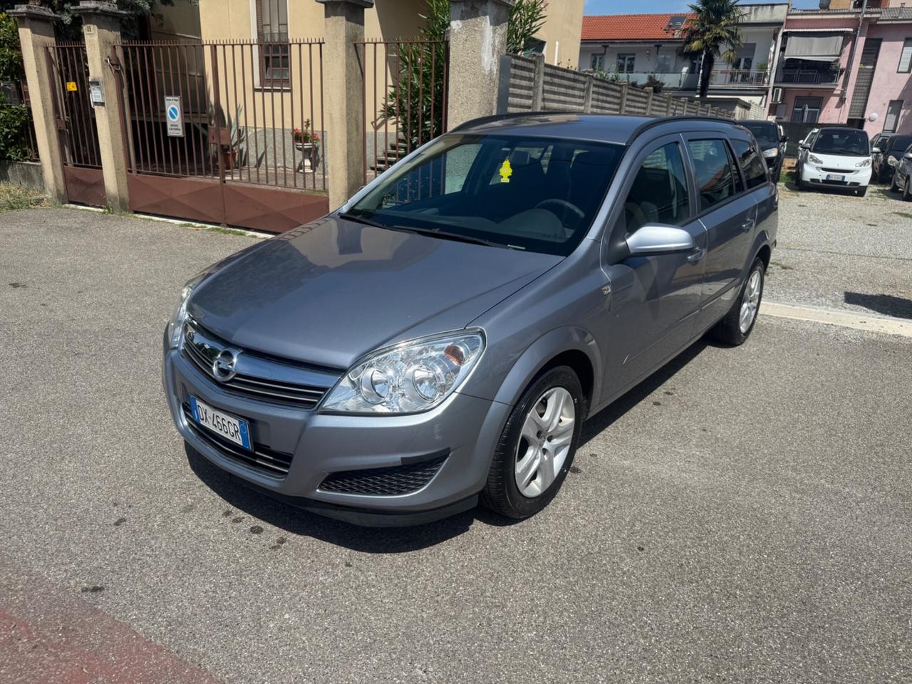 Opel Astra 1.6 16V VVT Station Wagon
