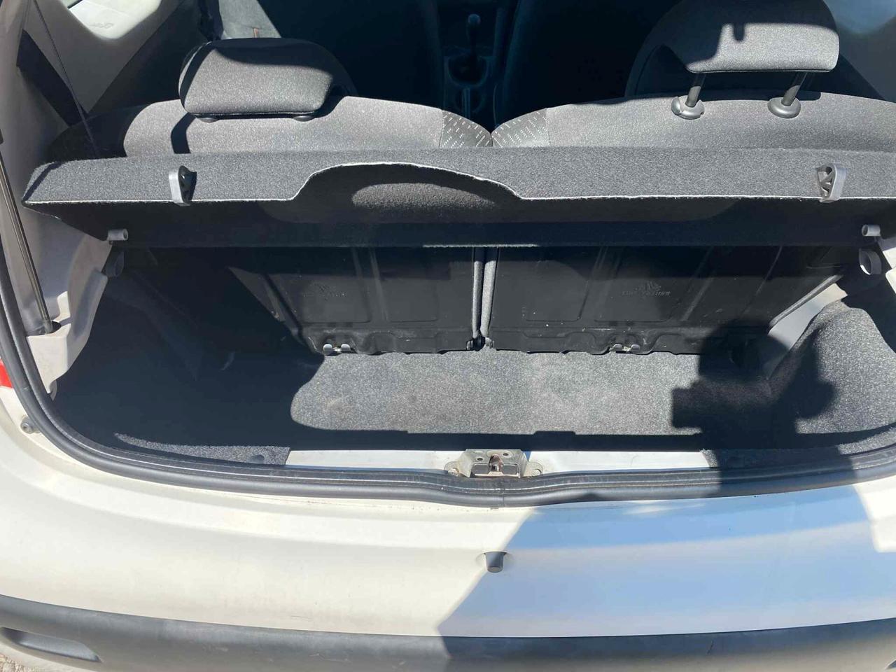 Peugeot 107 1.0 Benz. Ok Neop.