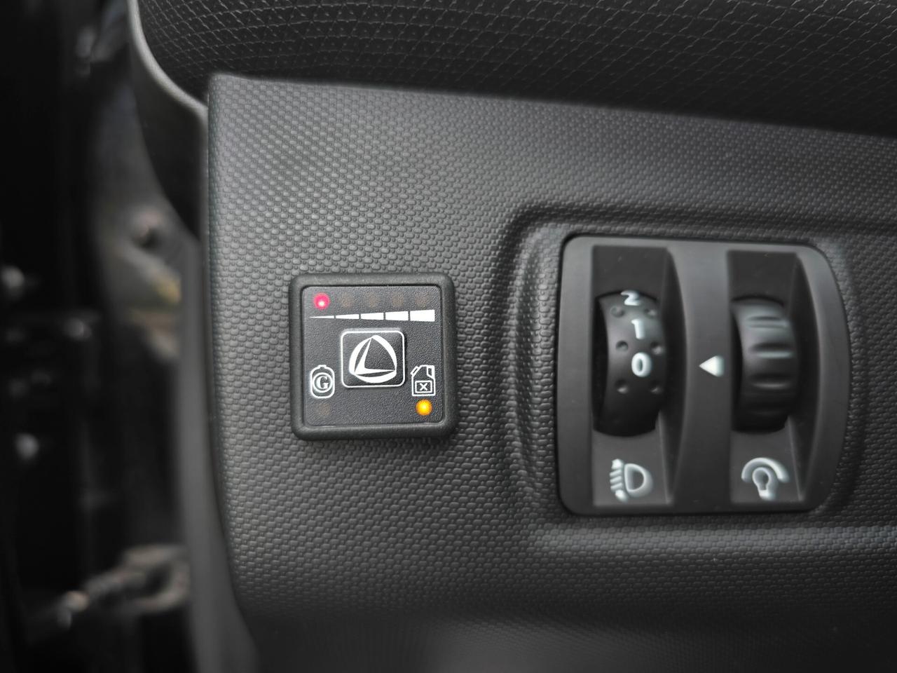 Renault Clio 1.2 75CV GPL 5 porte / UNICOPRIETARIO