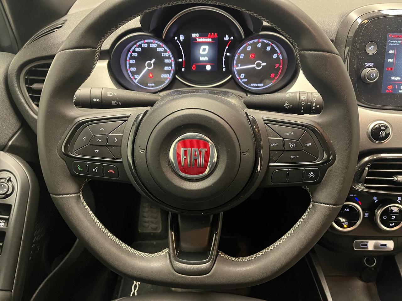 FIAT 500 X 2018 - 500X 1.0 T3 Sport 120cv