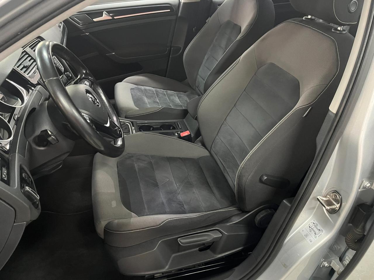 Vw Golf 1.6 TDI 5p. Highline Cambio automatico DSG