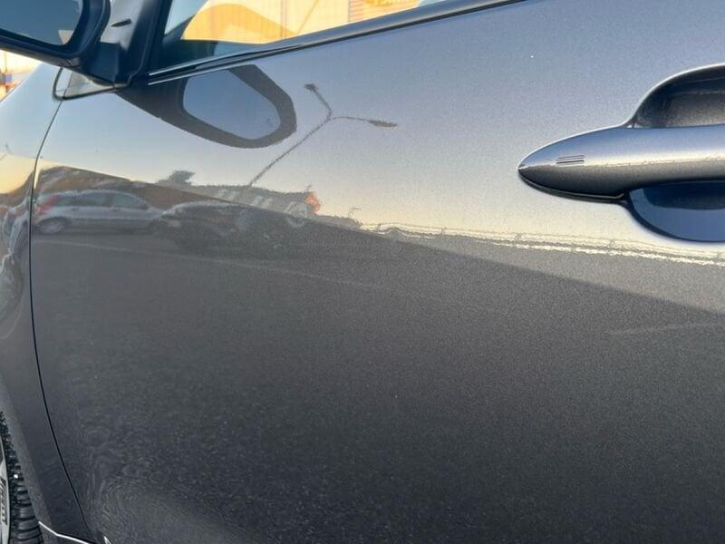 Toyota Yaris Hybrid Energy MY21