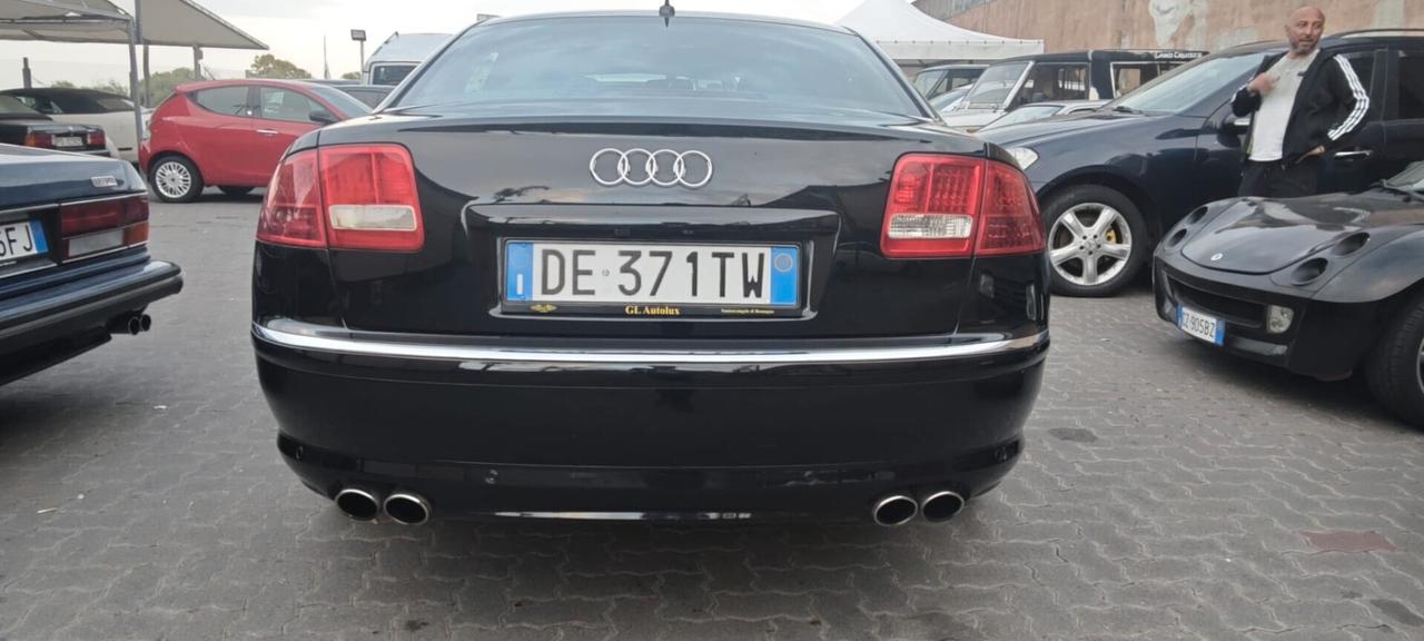 Audi A8 S8 5.2 V10 quattro tiptronic
