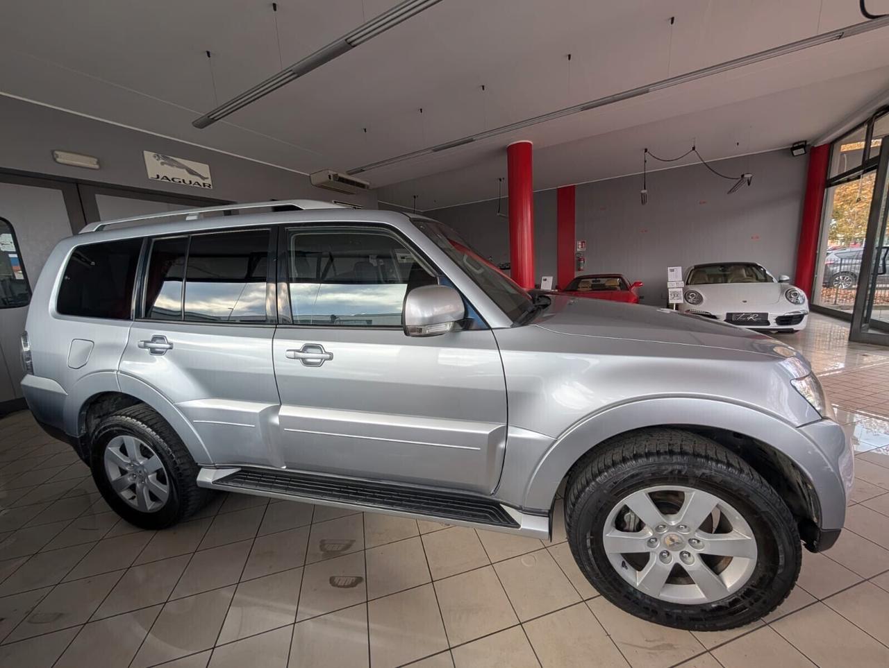 Mitsubishi Pajero 3.2 7 POSTI VERRICELLO