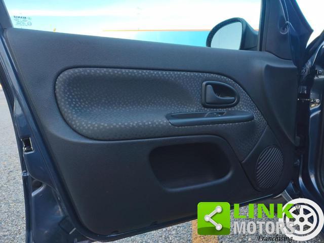 RENAULT Clio Storia 1.2 5 porte Confort
