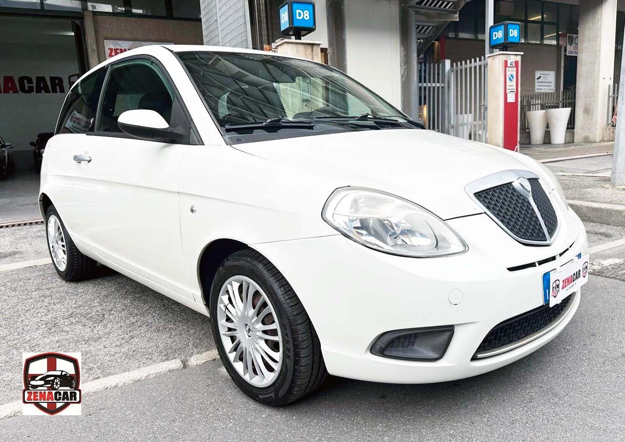 Lancia Ypsilon 1.3 MJET Automatica