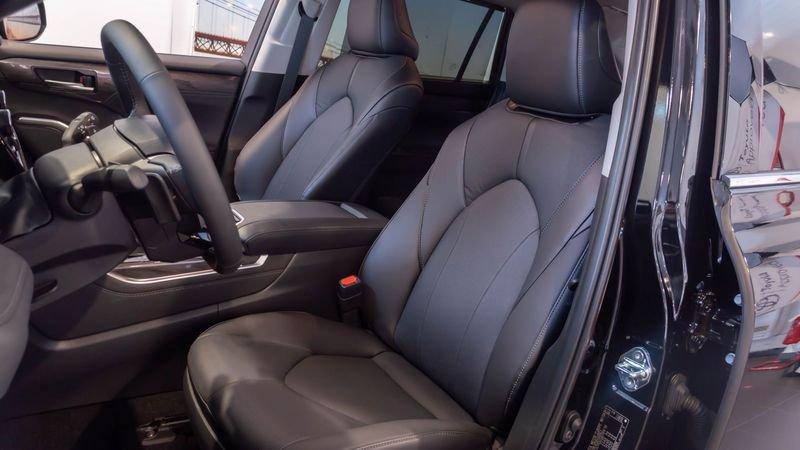 Toyota Highlander 2.5H AWD-i E-CVT Lounge