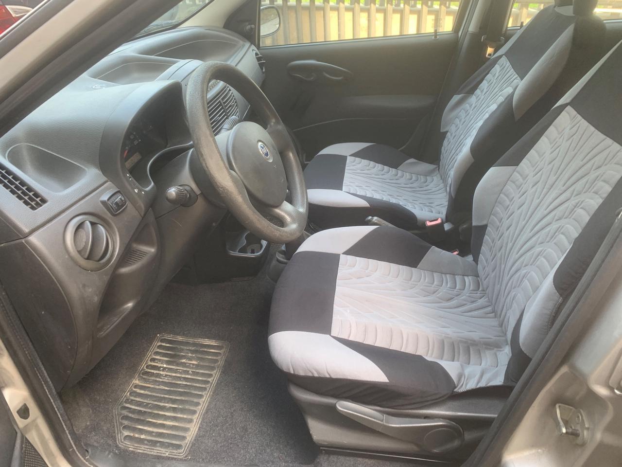Fiat Punto 1.2 5 porte Active Natural Power