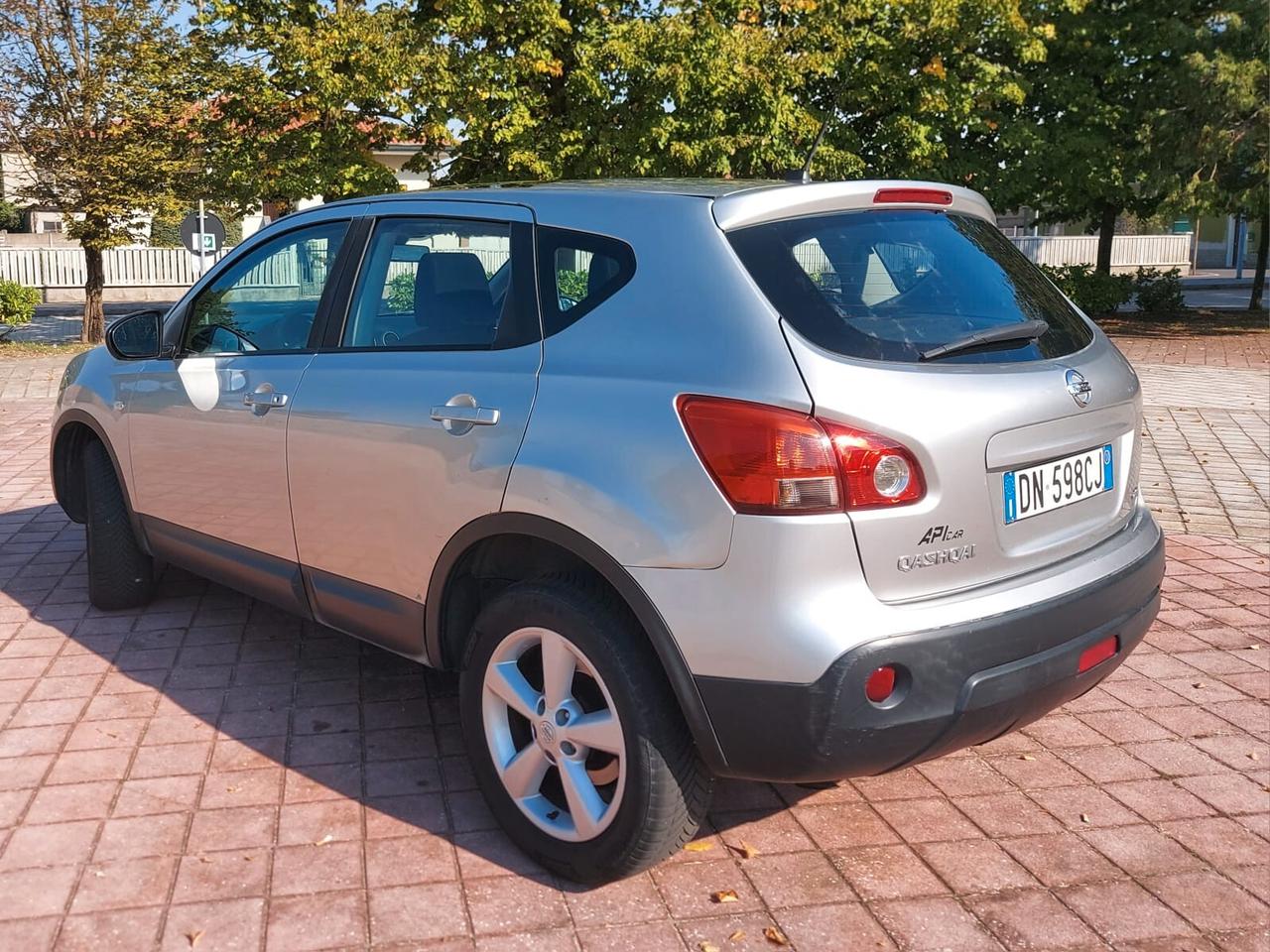 Nissan Qashqai 2.0 dCi DPF Tekna